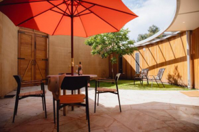 Teulu House - Luxury Retreat in Nungurner